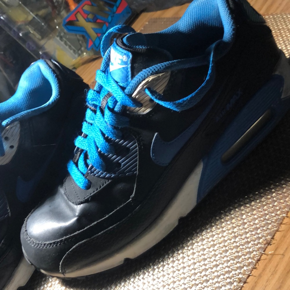 Nike air max black and blue color wave